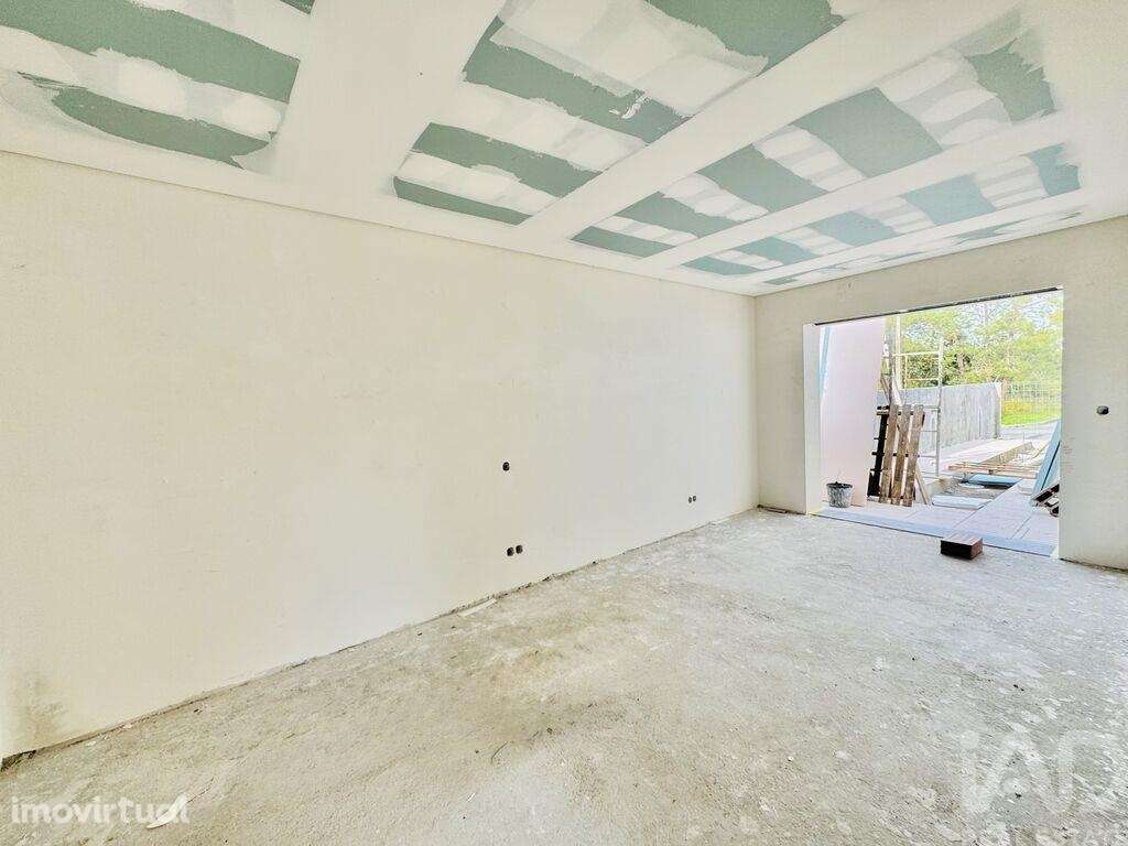 Casa / Villa T3 em Fernão Ferro de 147,00 m2 - Grande imagem: 2/7