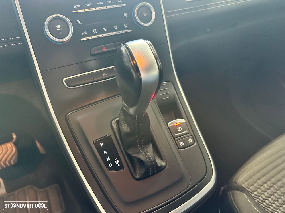 Renault Grand Scénic - 14