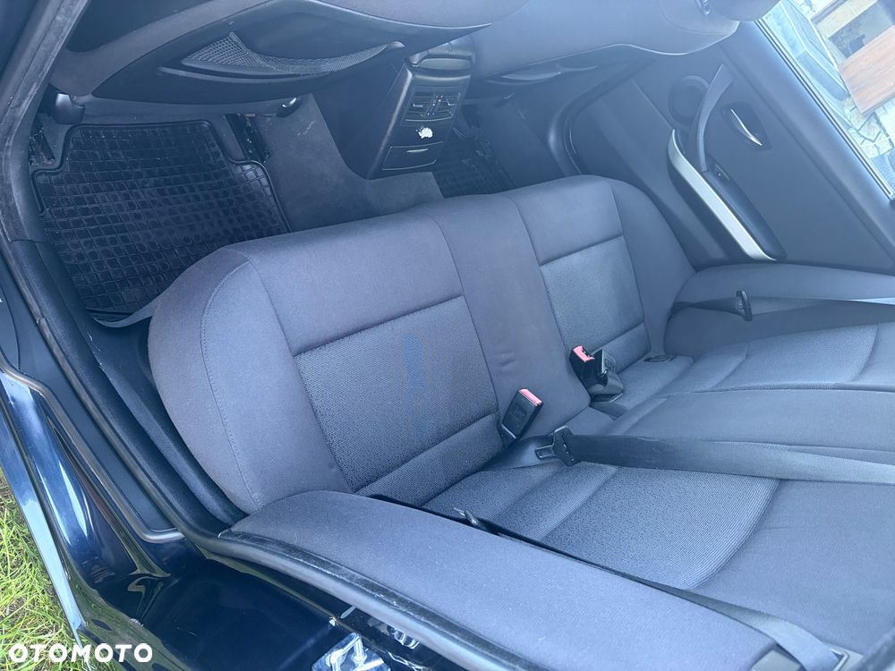 BMW Seria 3 - 12