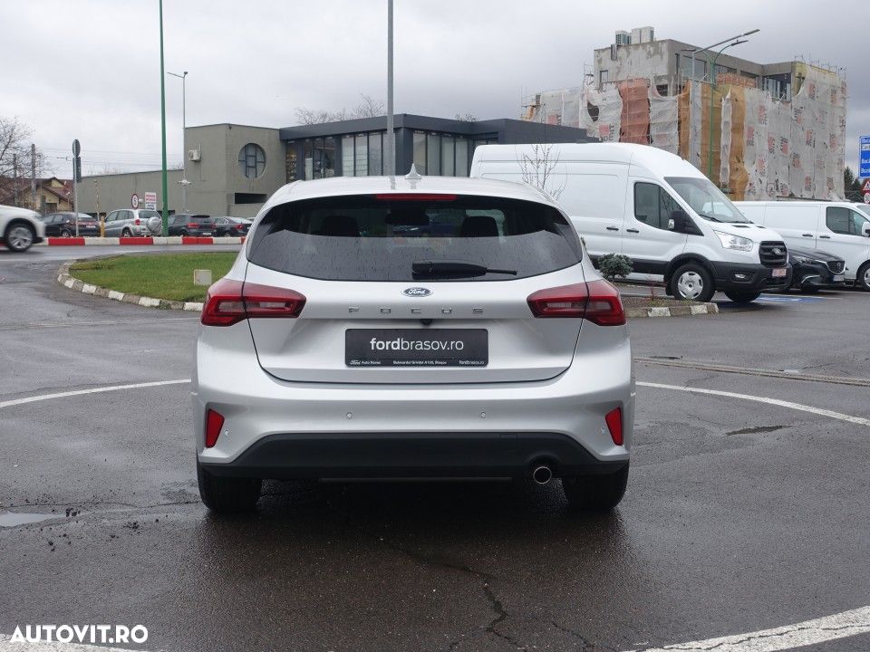 Ford Focus - 4