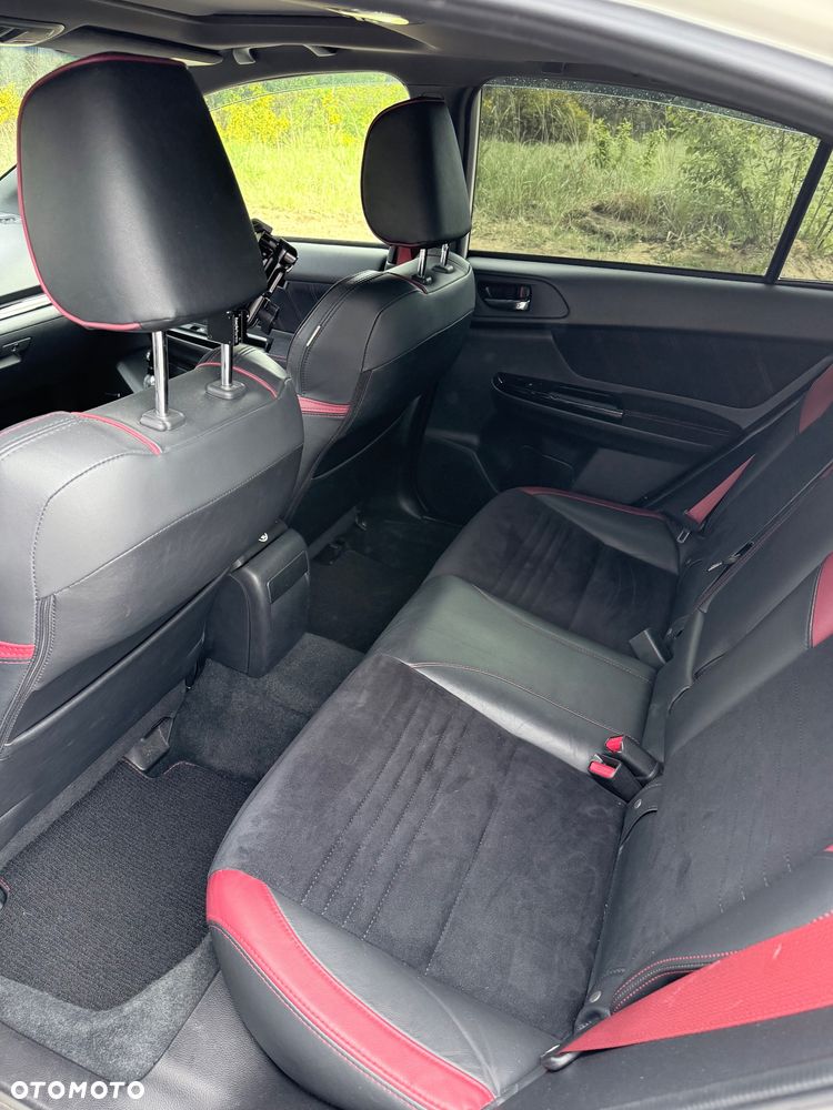 Subaru WRX STI 2.5 Exclusive - 8