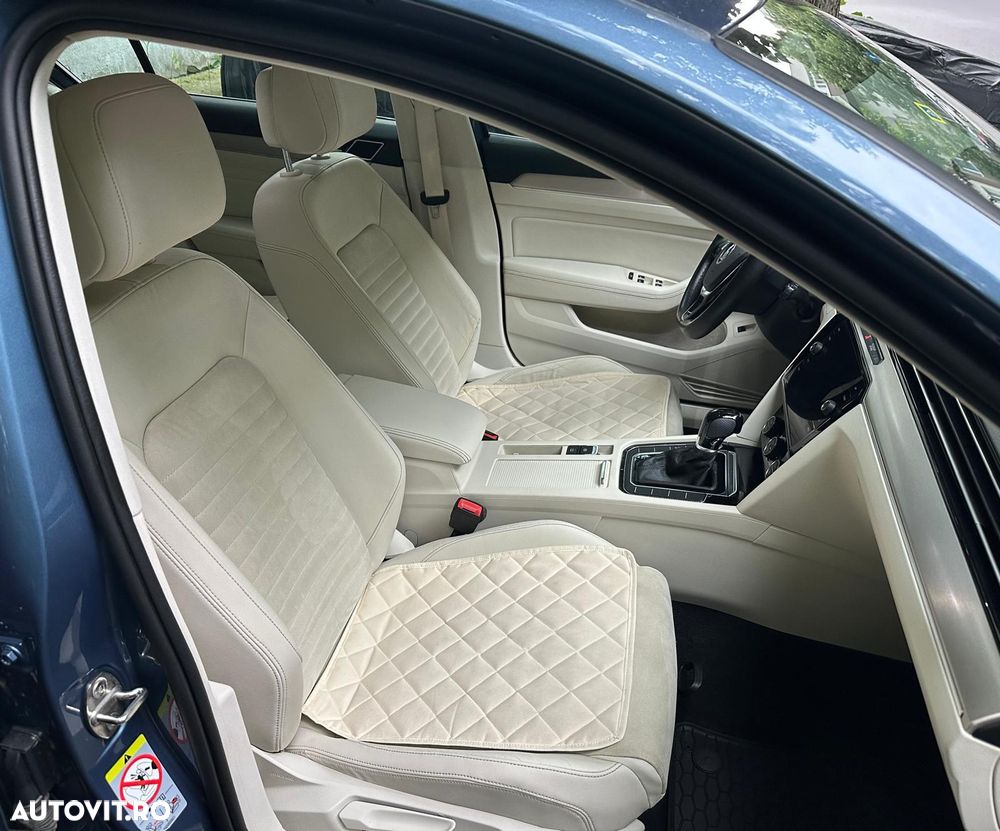 Volkswagen Passat 2.0 TDI DSG Highline - 14