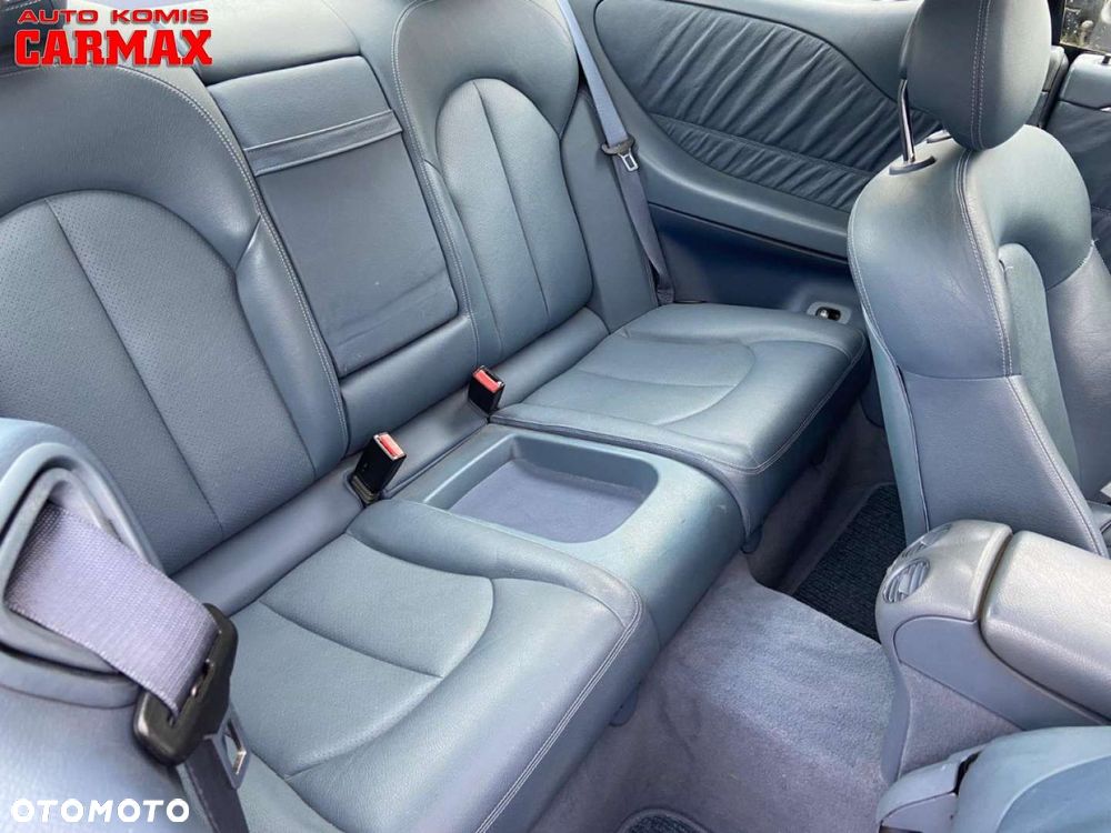 Mercedes-Benz CLK - 23