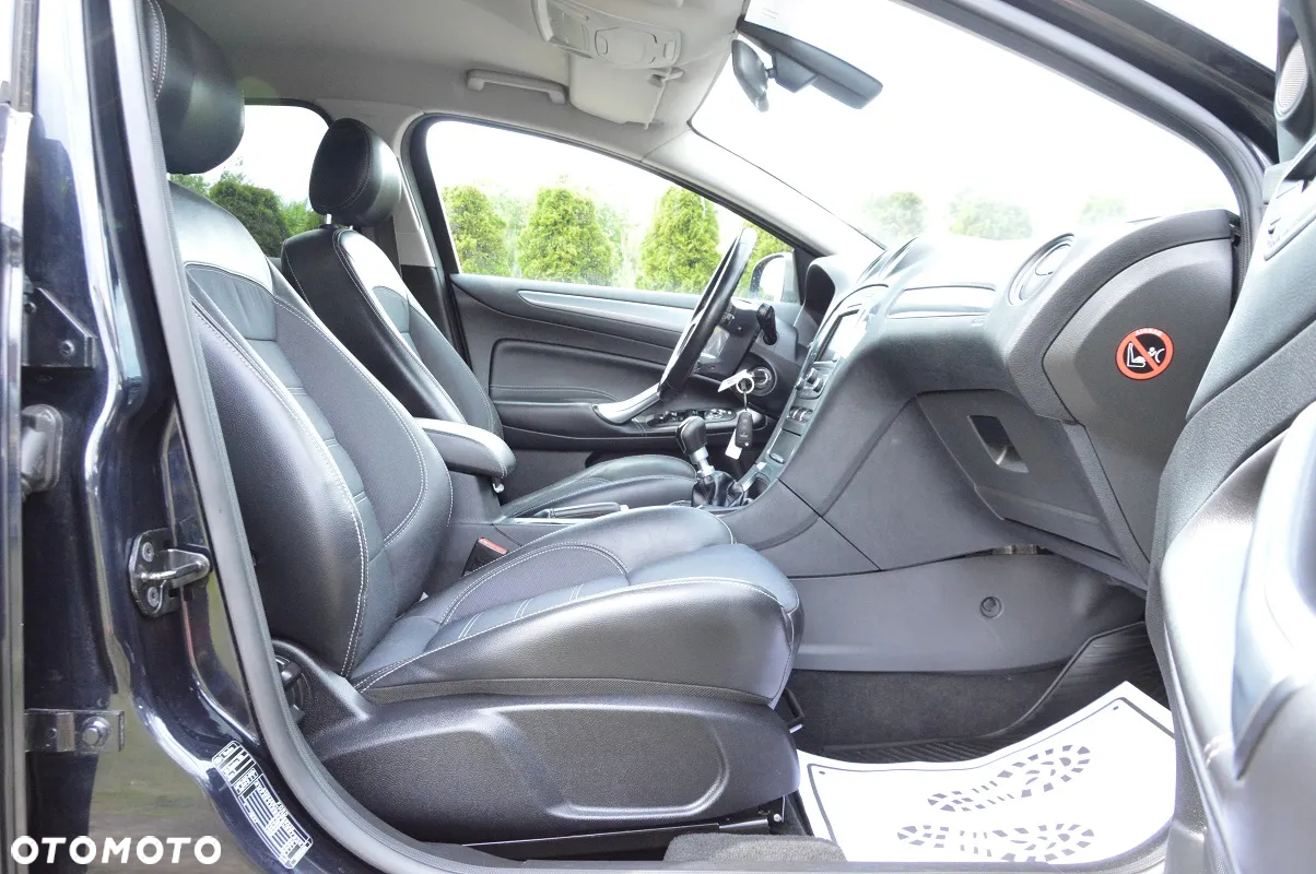 Ford Mondeo 1.6 TDCi Business Edition - 32