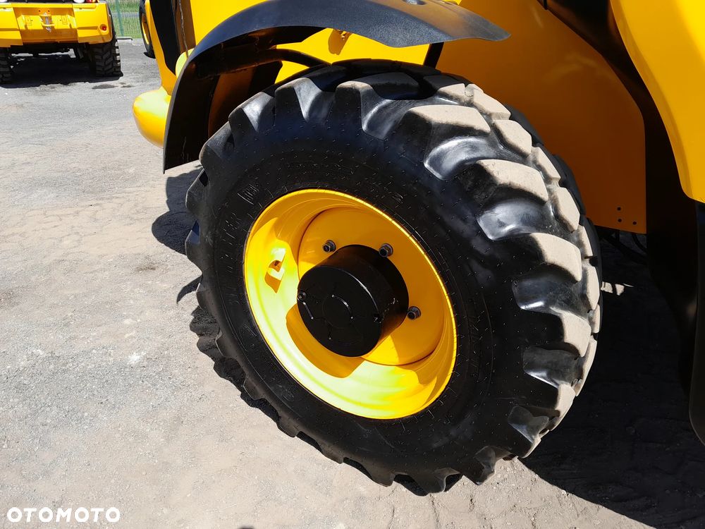 JCB 540-170 2021R - 24