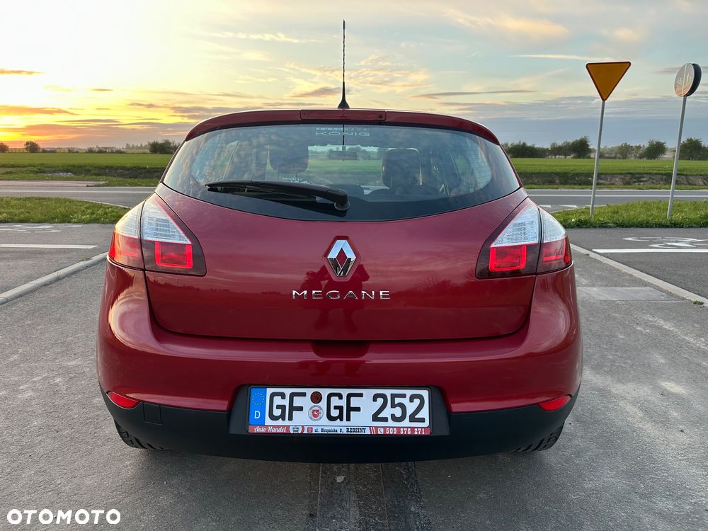 Renault Megane 1.6 16V 110 LIMITED - 5