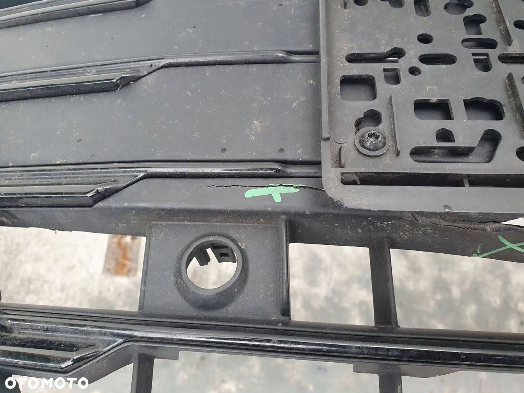 Audi A4 B9 8W0 Lift Zderzak przedni przód - 3