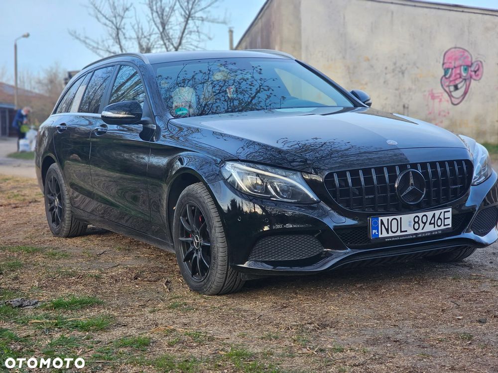 Mercedes-Benz Klasa C 220 CDI BlueEff Avantgarde - 4