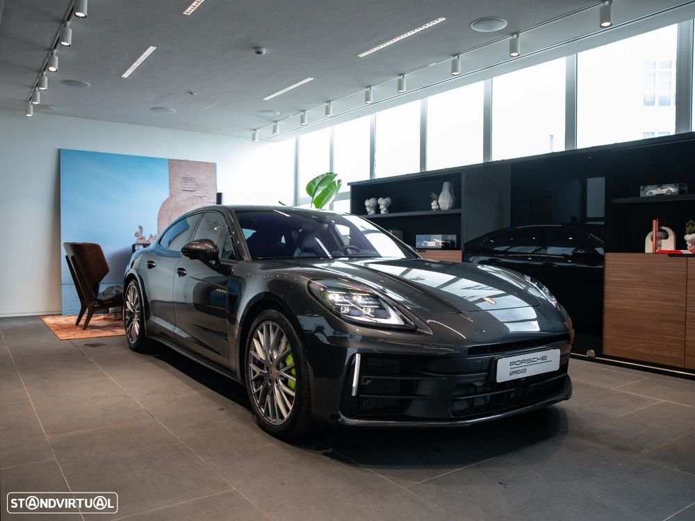 Porsche Panamera 4S E-Hybrid - 3