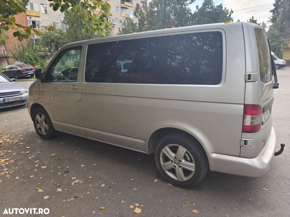 Volkswagen Caravelle - 1