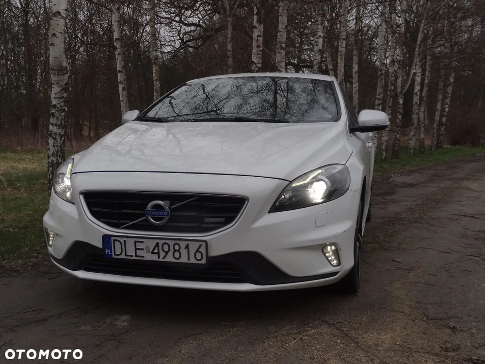 Volvo V40 D3 Geartronic RDesign - 3