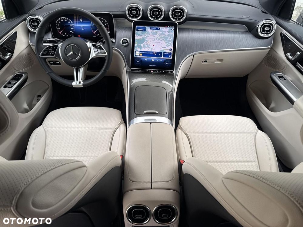 Mercedes-Benz GLC - 15