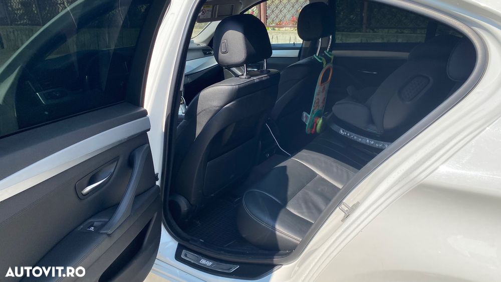 BMW Seria 5 520d xDrive Aut. Luxury Line - 12