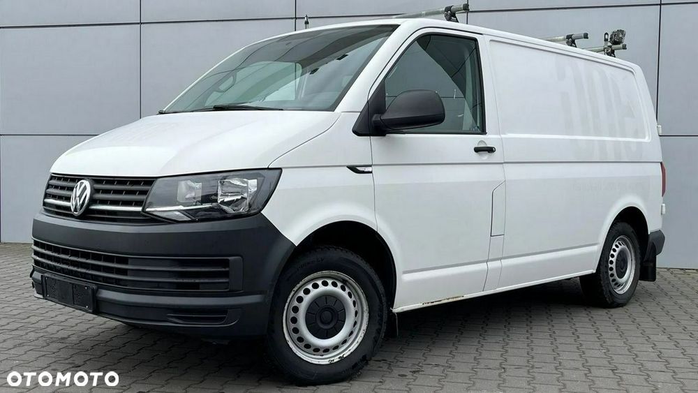Volkswagen Transporter - 2
