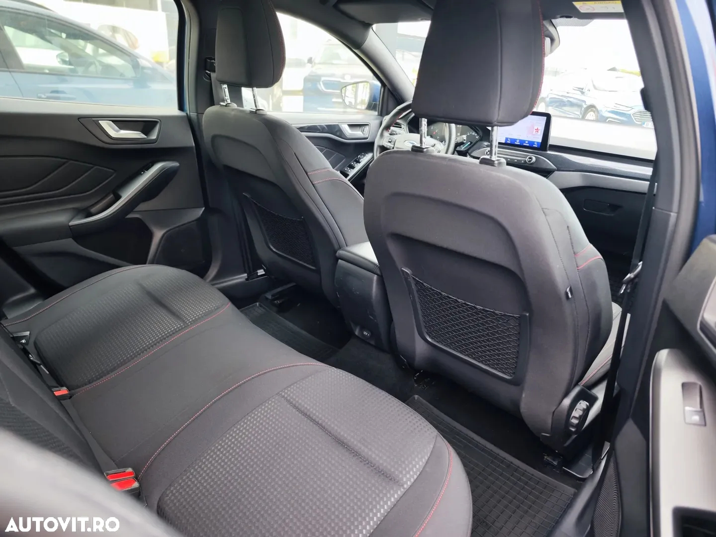 Ford Focus 1.5 EcoBlue ST-Line - 12