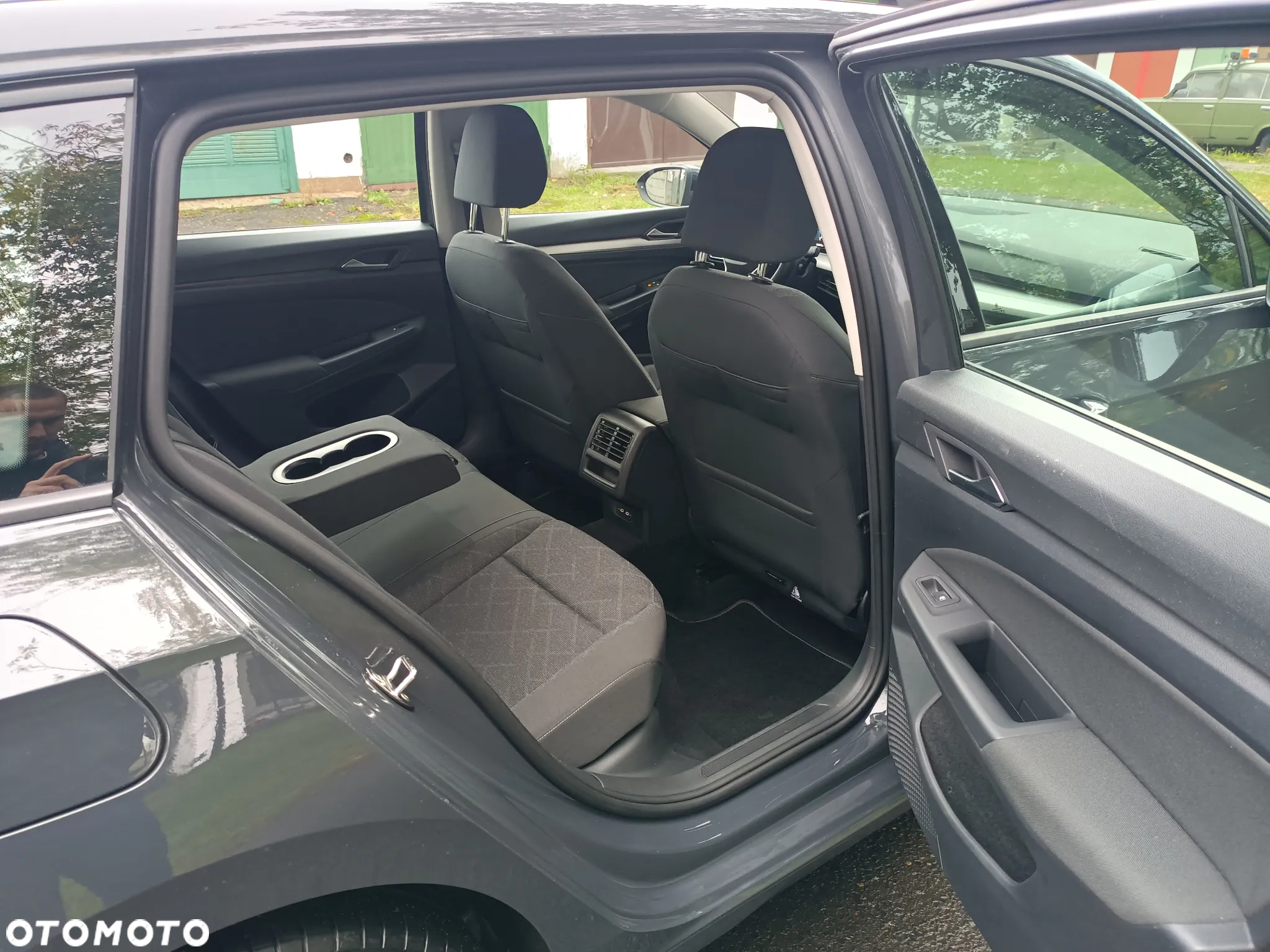 Volkswagen Golf VIII 2.0 TDI Life - 39