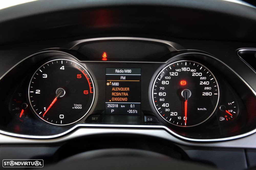 Audi A4 Avant 2.0 TDI DPF multitronic Ambiente - 18