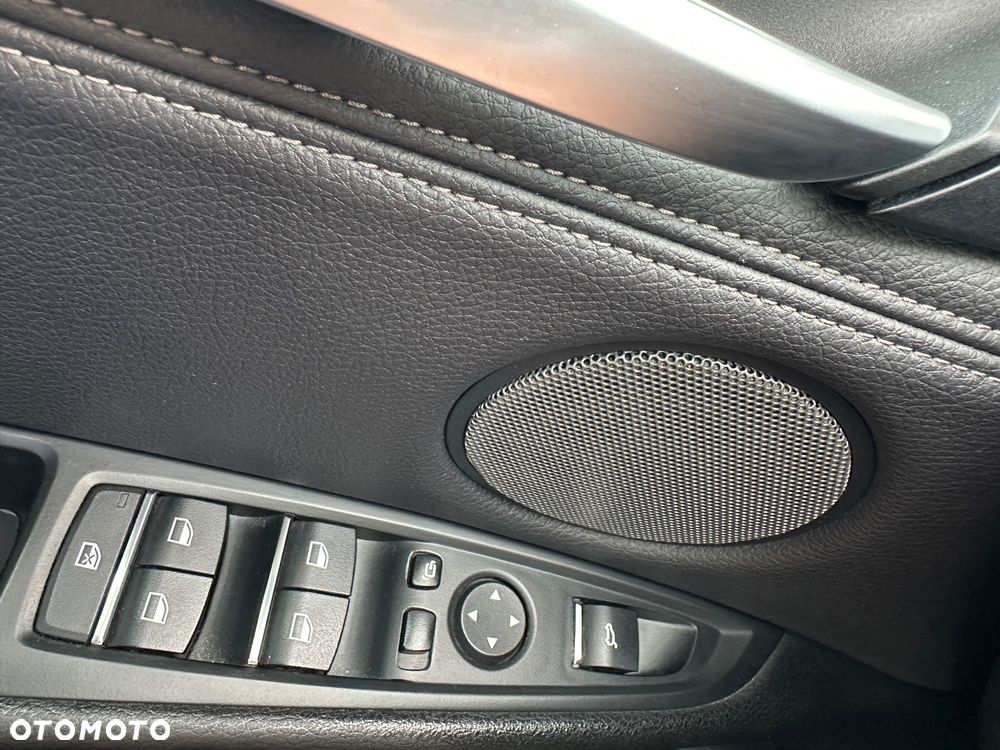 BMW X5 xDrive40d - 15