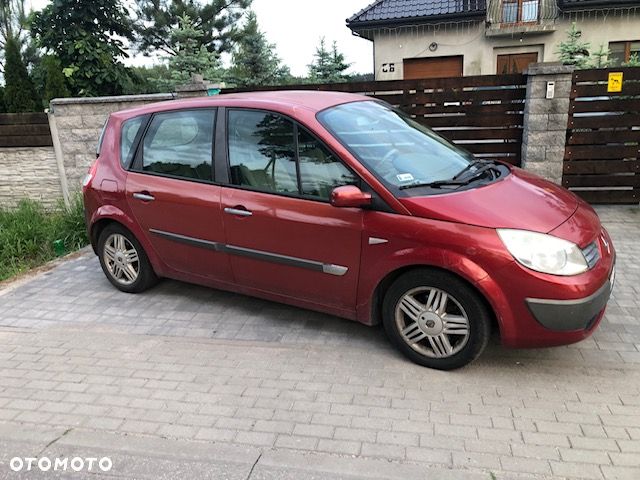 Renault Scenic - 1