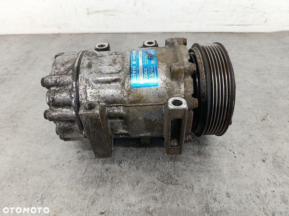 POMPA, SPRĘŻARKA KLIMATYZACJI VOLVO V50 SD7V16 SANDEN 2.0 D - 2