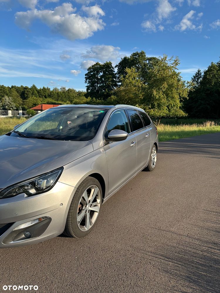 Peugeot 308 2.0 HDi Allure - 2