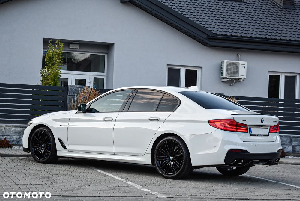 BMW Seria 5 530d xDrive Sport Line - 5