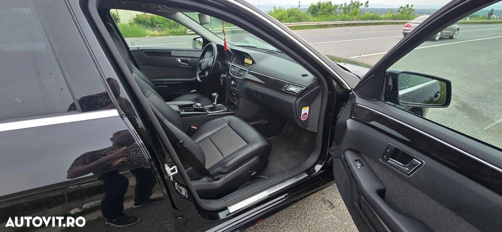 Mercedes-Benz E - 15