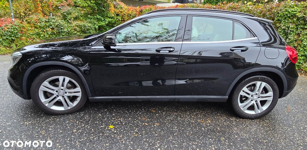 Mercedes-Benz GLA - 5