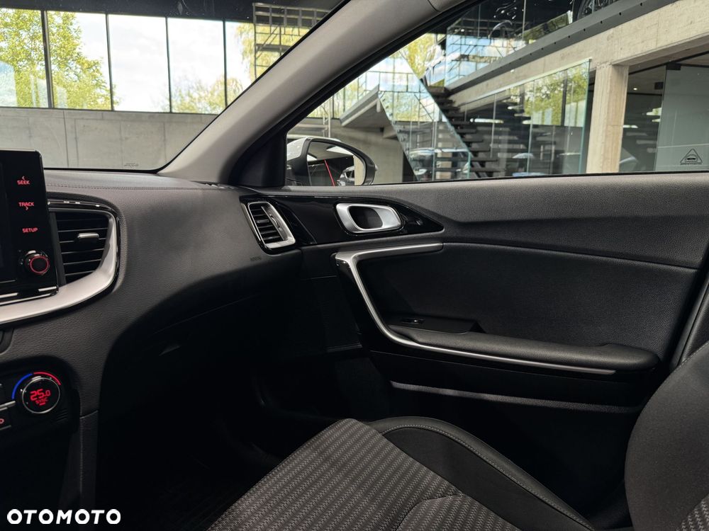 Kia Ceed 1.6 GDI PHEV L DCT - 28