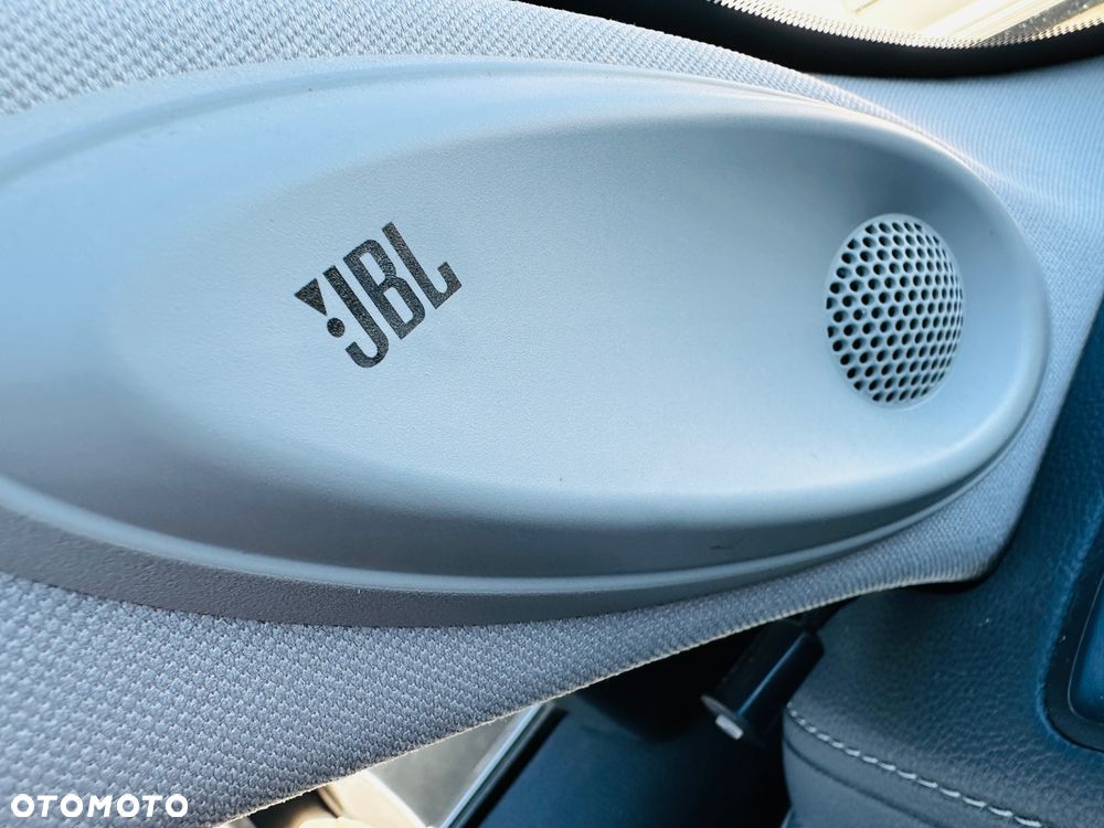 Toyota Highlander 2.5 Hybrid Executive - 29