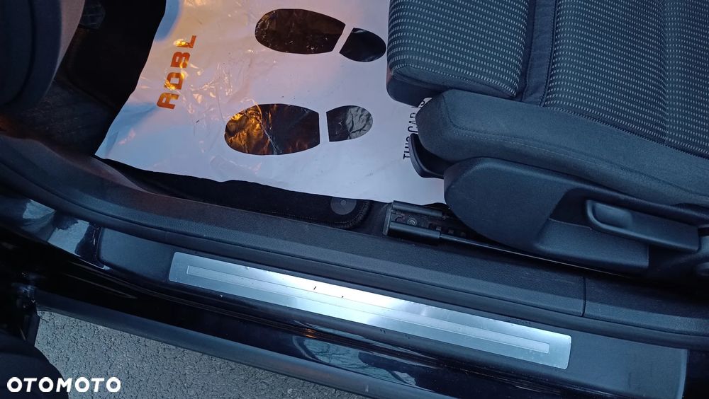 Audi A4 Avant 2.0 TDI - 23