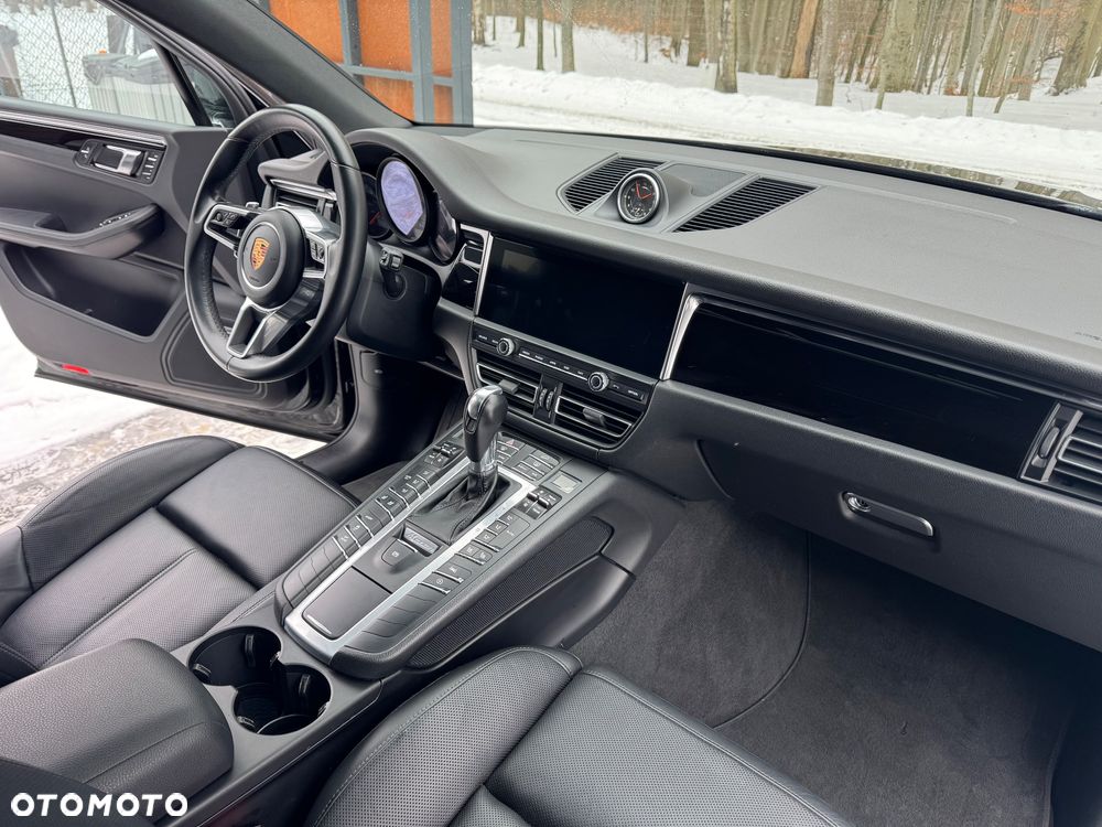 Porsche Macan Standard - 15