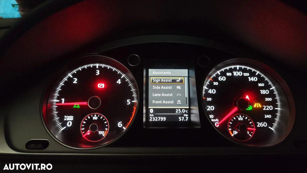 Volkswagen Passat Alltrack 2.0 TDI BMT 4Motion - 9