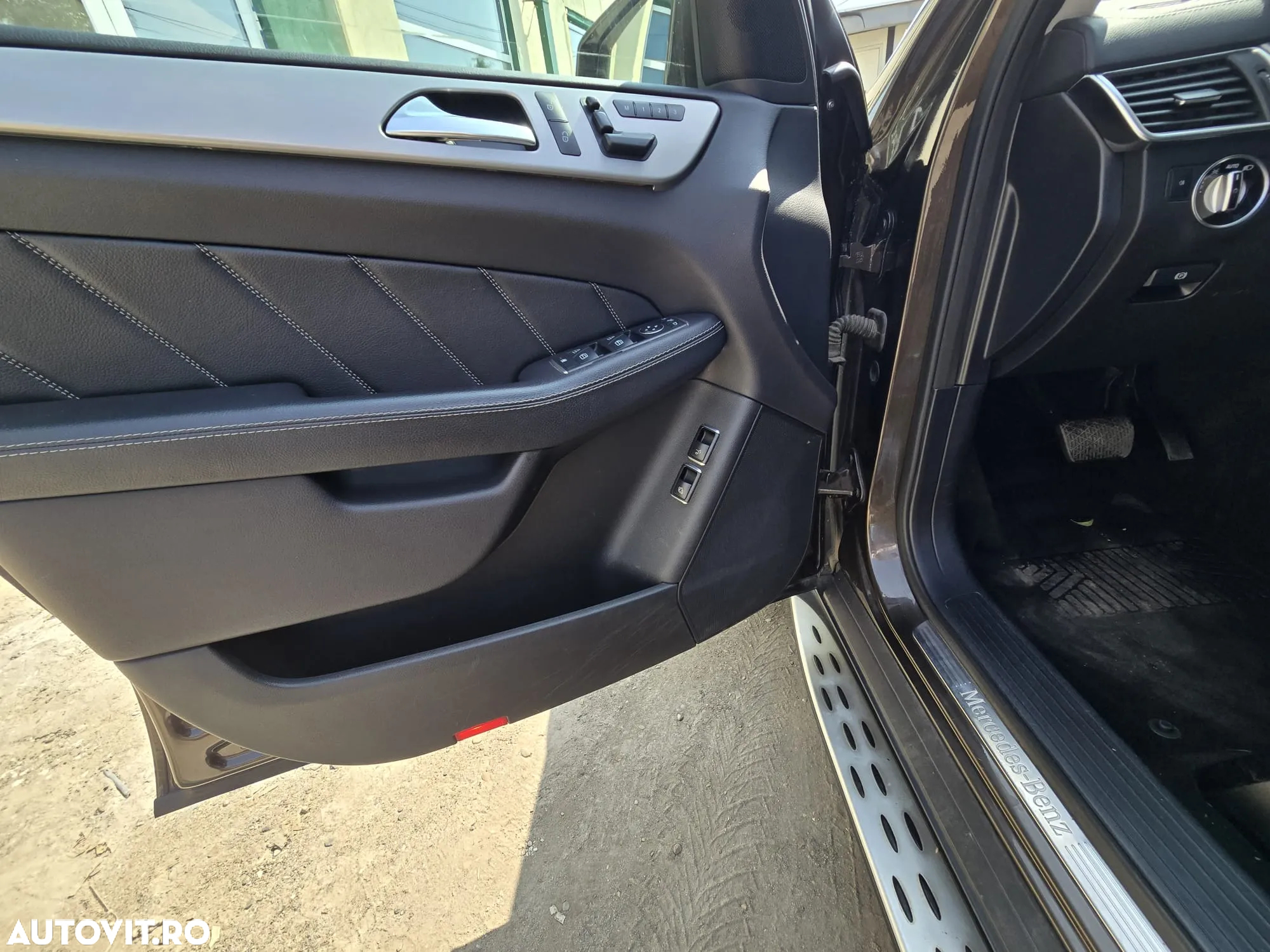 Mercedes-Benz GL 350 4MATIC BlueTec Aut. - 23