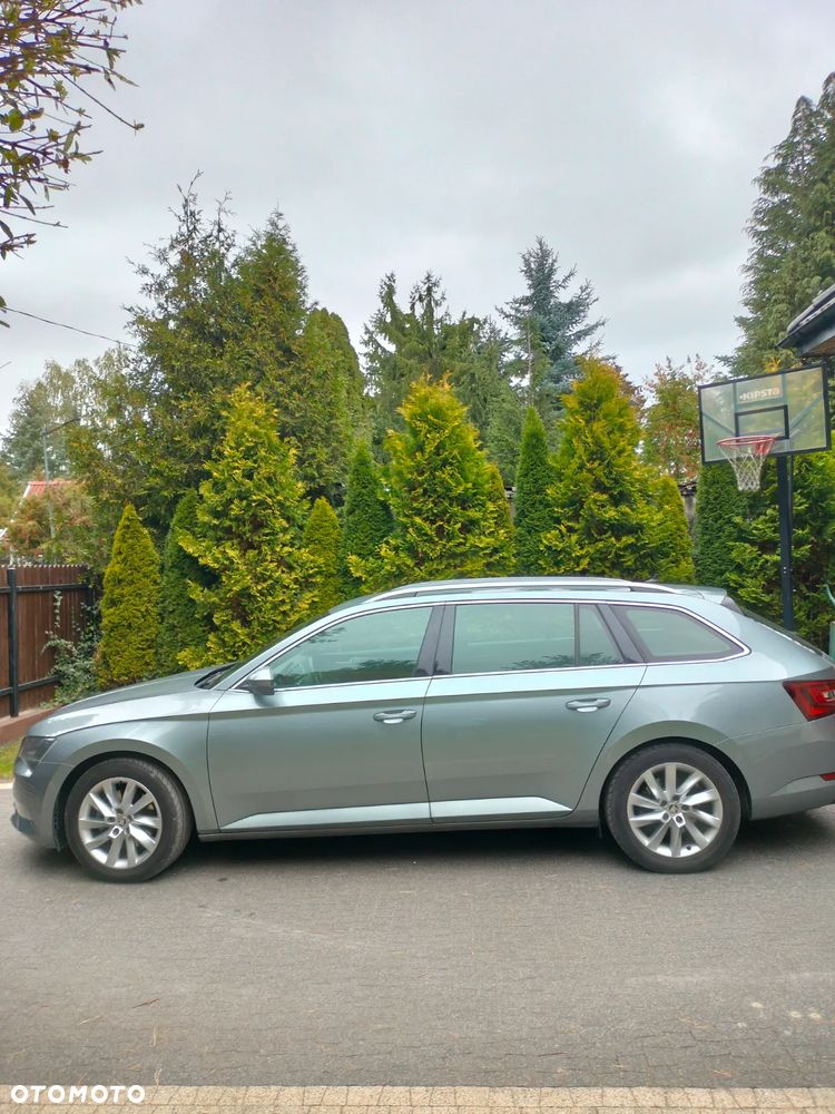 Skoda Superb 2.0 TSI Style DSG - 6