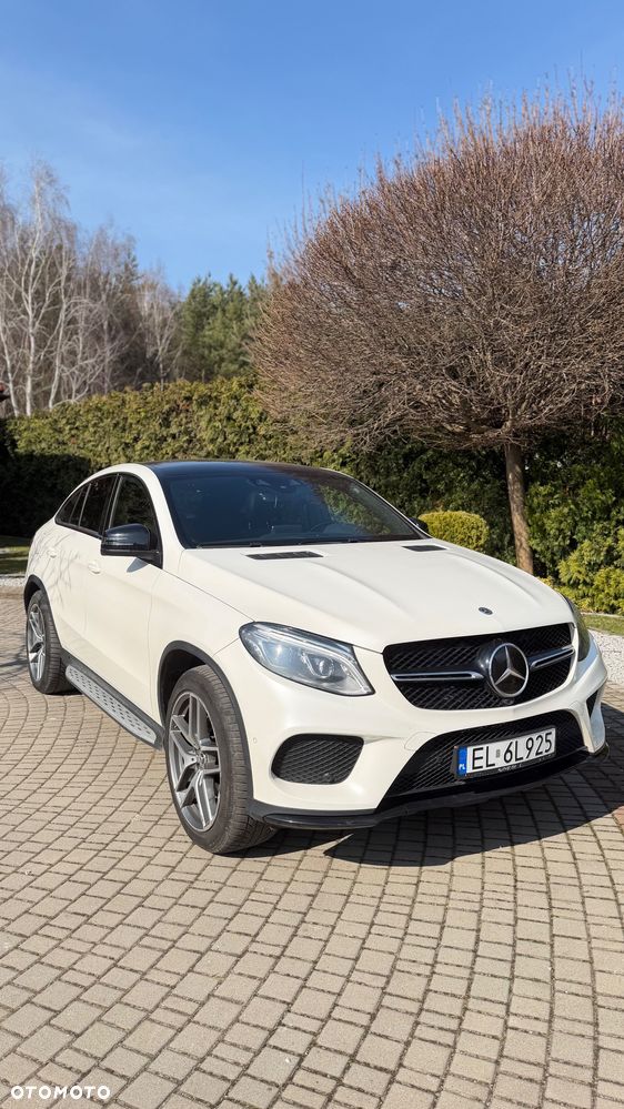 Mercedes-Benz GLE 350 d 4-Matic - 4
