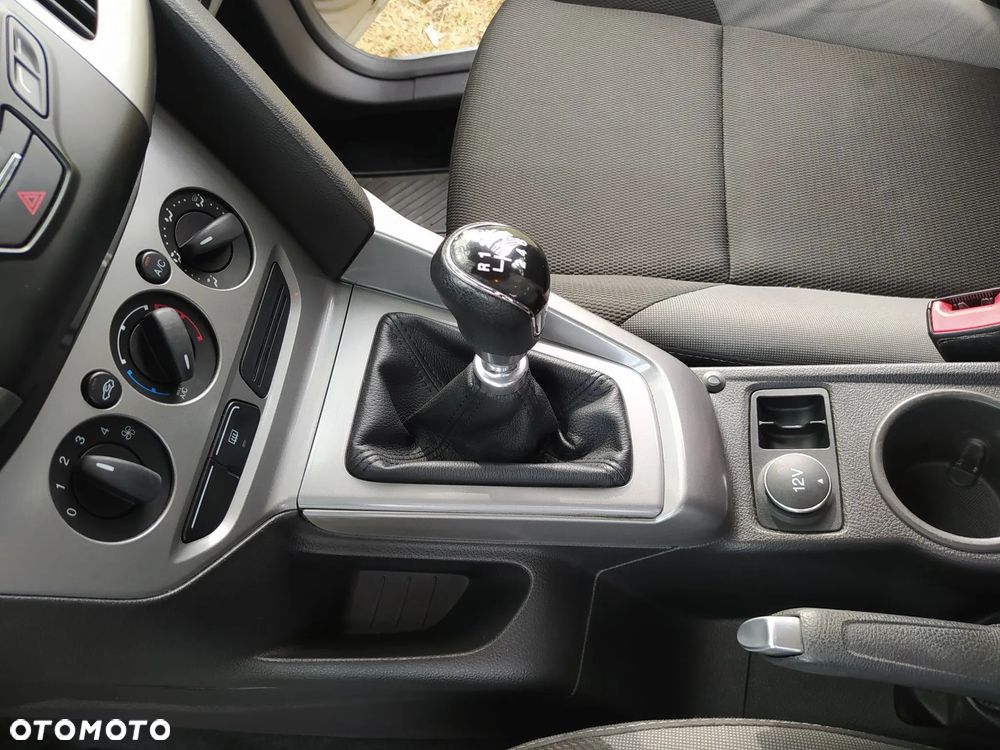 Ford Focus 1.6 TDCi Trend - 14