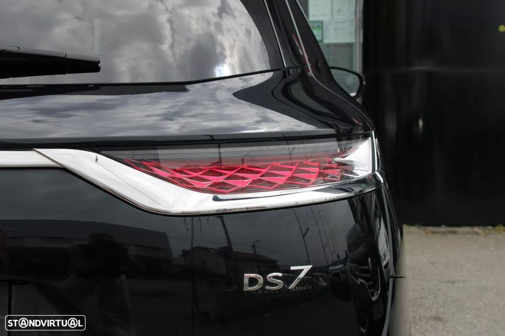 DS DS7 Crossback E-Tense Performance Line EAT8 - 8