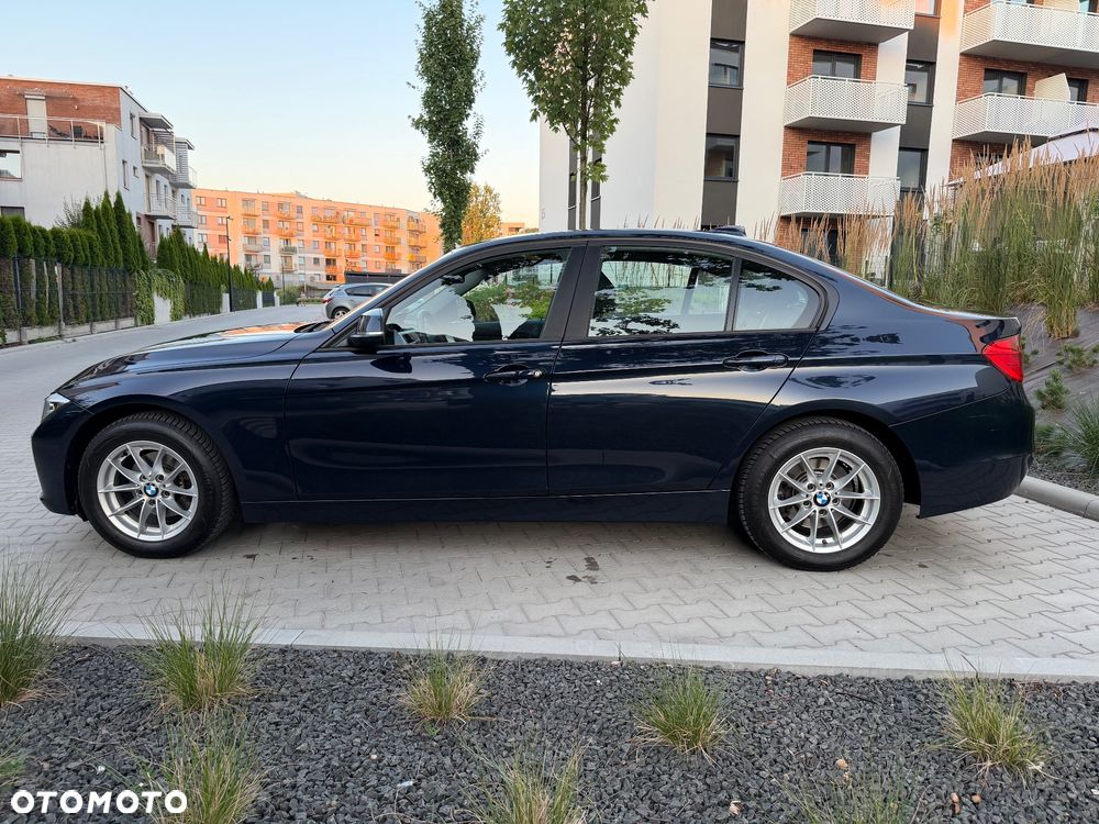 BMW Seria 3 316i - 2