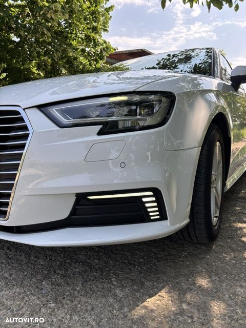 Audi A3 Sportback 40 S tronic - 4