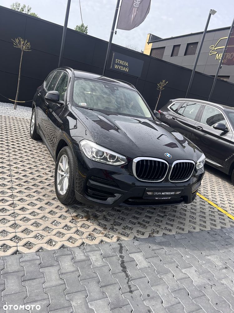 BMW X3 xDrive20d Advantage - 8
