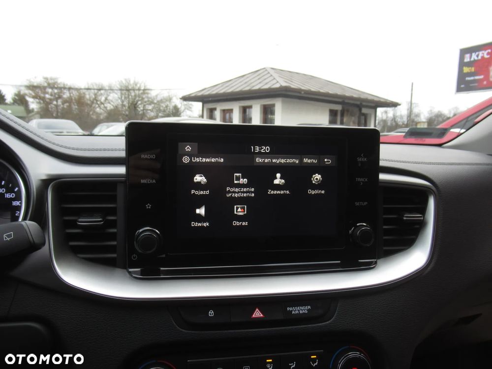 Kia XCeed 1.5 T-GDI M DCT - 20