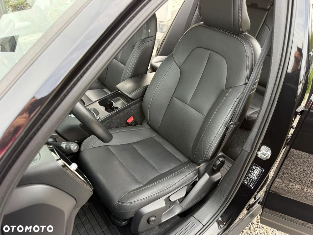 Volvo XC 40 T3 Inscription - 21