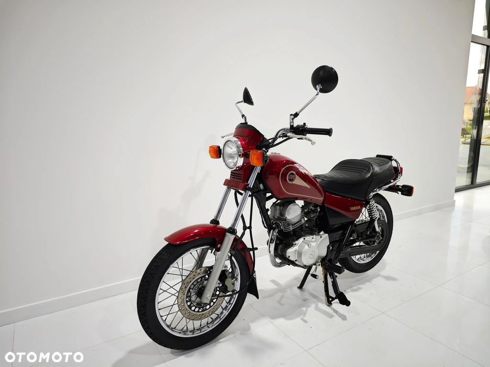 Yamaha SR - 3