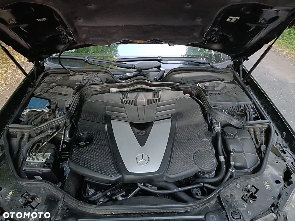 Mercedes-Benz Klasa E 280 CDI 4-Matic T Avantgarde - 23