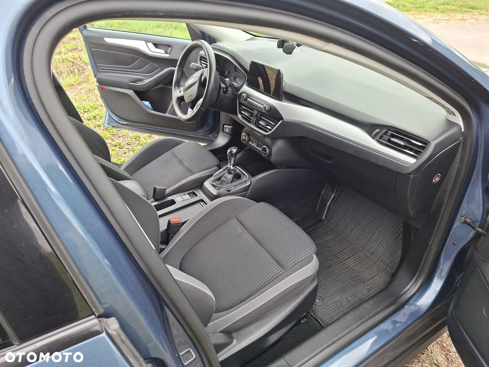 Ford Focus 1.0 EcoBoost Trend Edition - 12