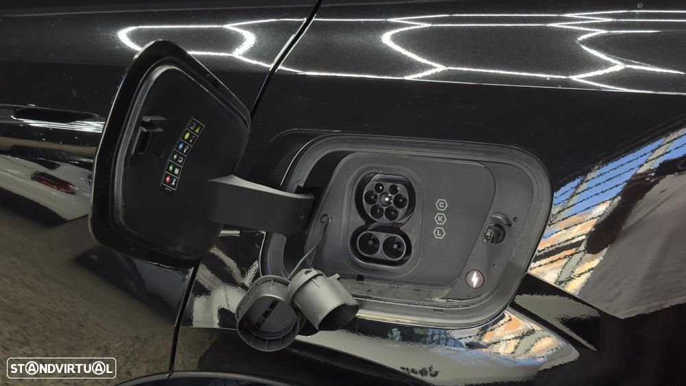 Volvo EX30 Single Motor Extended Range RWD Core - 11