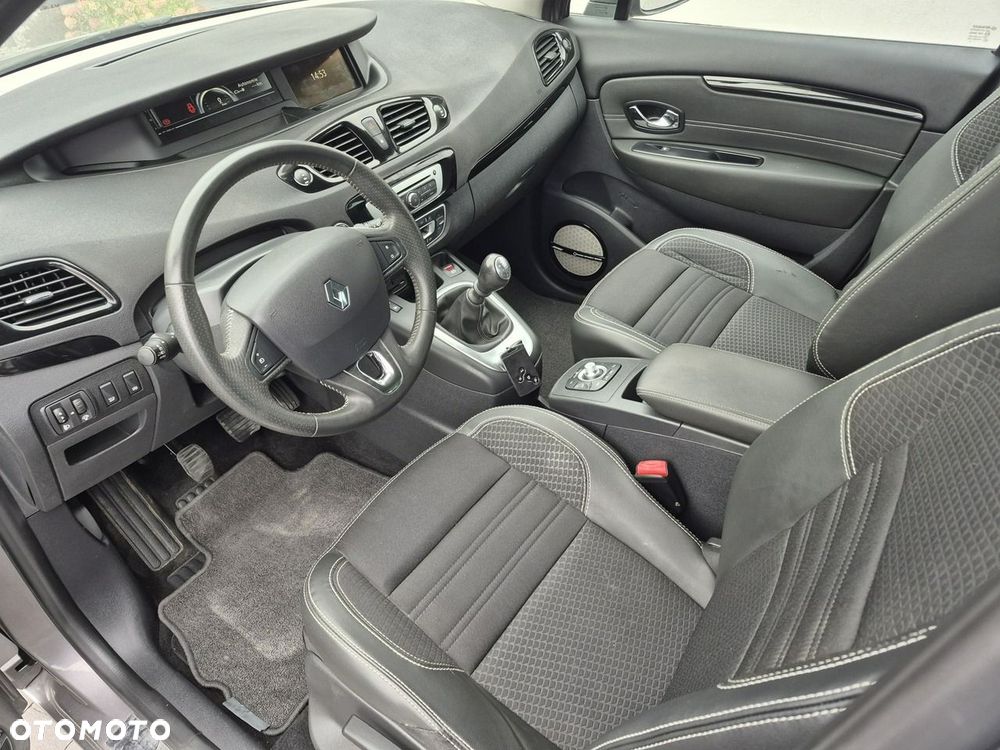 Renault Scenic - 10