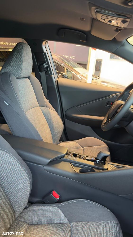 Toyota C-HR 1.8 HEV 140 CP 4x2 CVT Dynamic - 23