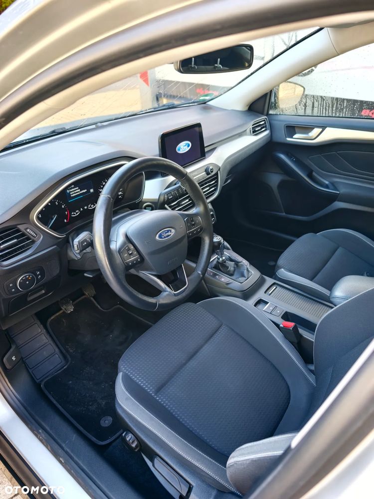 Ford Focus 1.0 EcoBoost STart-Stopp-System TITANIUM X - 28
